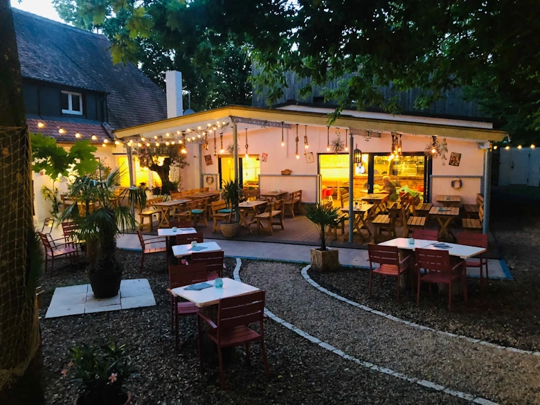 Weg zum Bootshaus Restaurant in Neuburg an der Donau